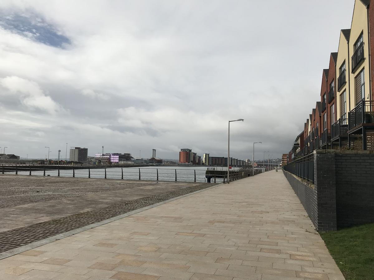 Just Stay Wales - Mariners Walk Swansea Buitenkant foto